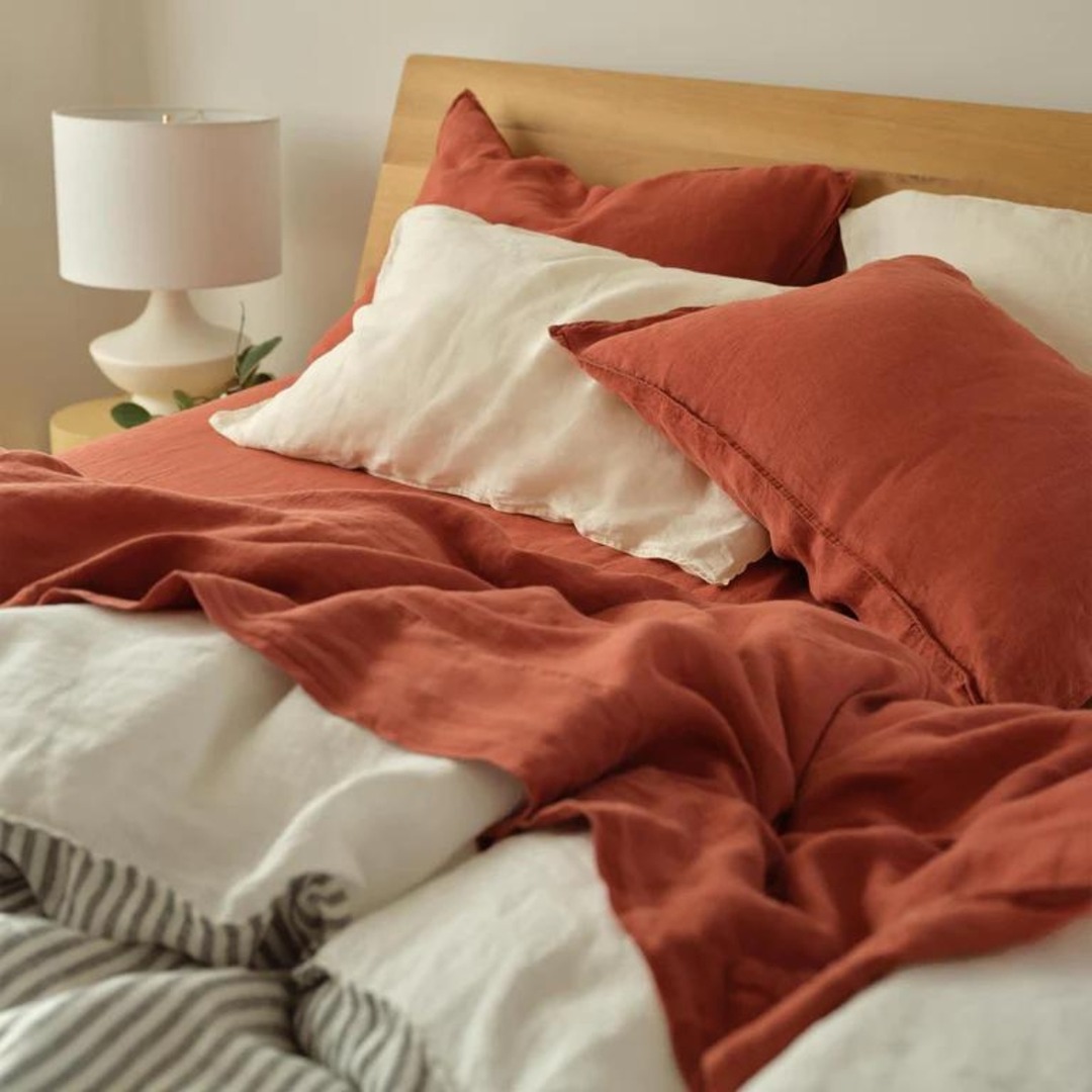 The Best Luxury Bed Sheets That’ll Help You Catch Some Z’s The Best Luxury Bed Sheets That’ll Help You Catch Some Z’s